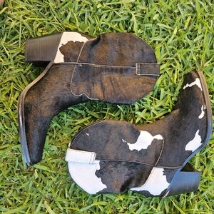 Urban Outfitters June Western Boot size 8